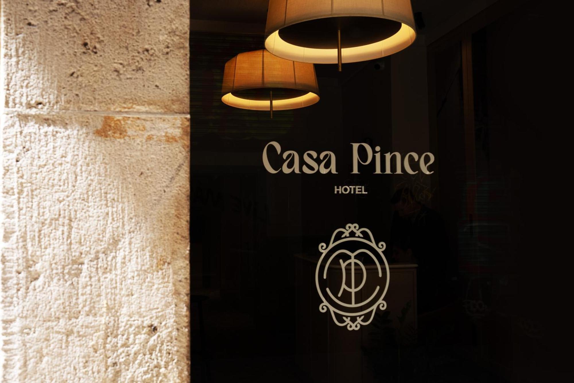 מלון ברצלונה Casa Pince מראה חיצוני תמונה